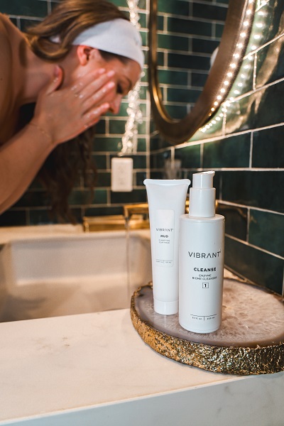 Vibrant Cleanse – Biome Enzyme Cleanser for all skin types